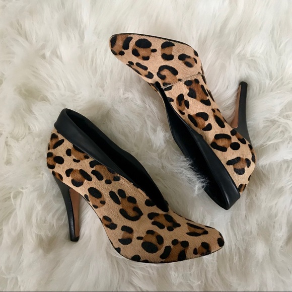 Steve Madden Shoes - STEVE MADDEN Leopard Pumpties - Size 8.5